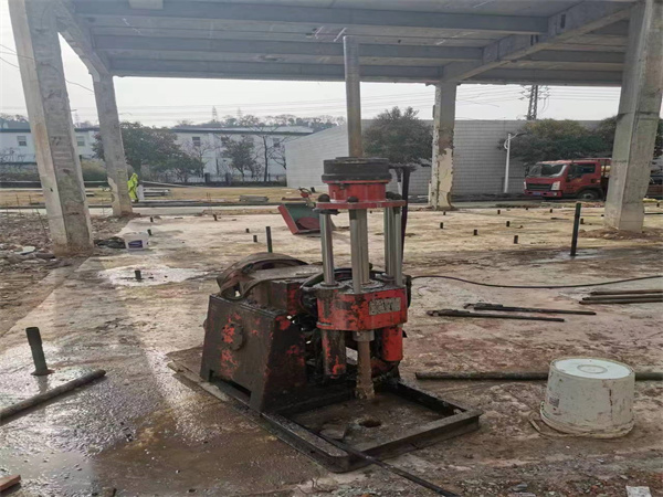 横栏镇袖阀管小导管注浆加固施工工艺